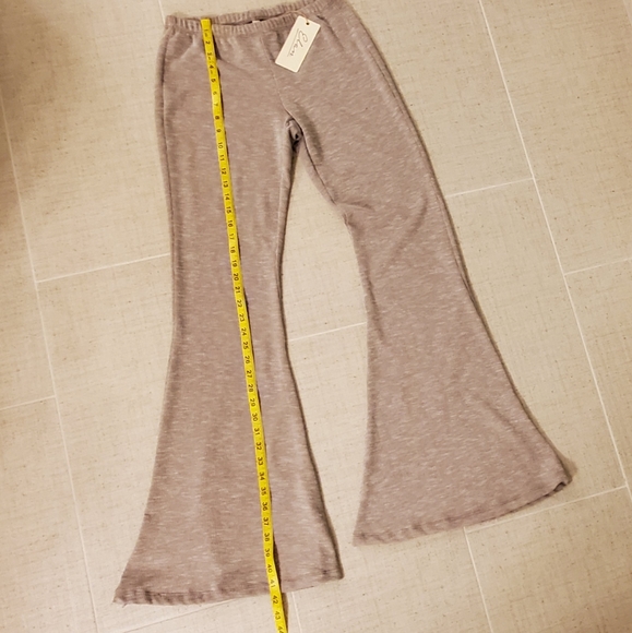 Elan Ela Pant, Pull On, Ribbed, Elastic Waist,  Wide Leg, Med. NWT - Picture 9 of 16